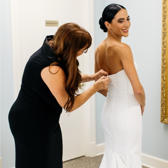 -Classic 2023 Jane Hill Fairmont Dress from Midnight Soirée Collection - Picture 4 of 10